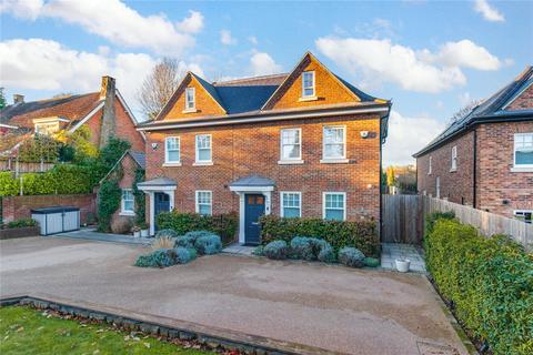 Christchurch Crescent, Radlett, Hertfordshire, WD7