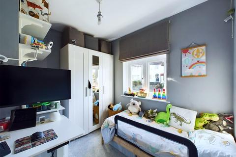 1b Coniston Road, Coulsdon, CR5 3BS