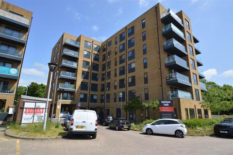 2 bedroom flat for sale, Leaden Hill, Coulsdon CR5