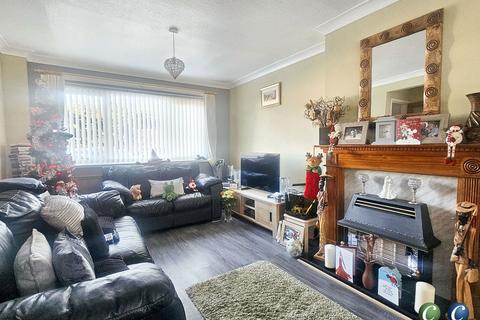 3 bedroom semi-detached house for sale, Eastwood Avenue, Burntwood, WS7 2DX