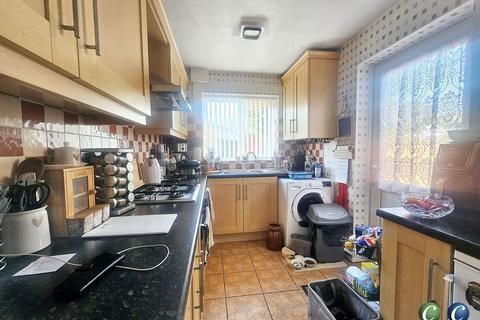 3 bedroom semi-detached house for sale, Eastwood Avenue, Burntwood, WS7 2DX