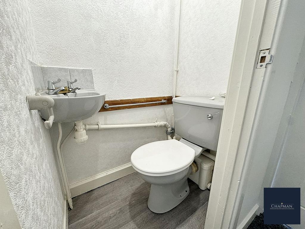 Upstairs toilet