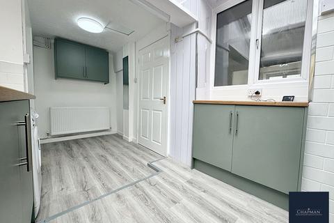 25 Deri Terrace, Tylorstown, Ferndale, CF43 3NB