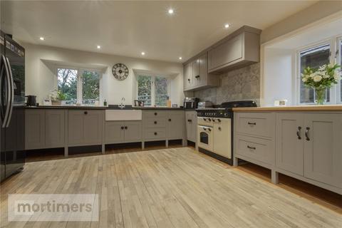 4 bedroom detached house for sale, Skipton Road, Gisburn, Clitheroe, Lancashire, BB7