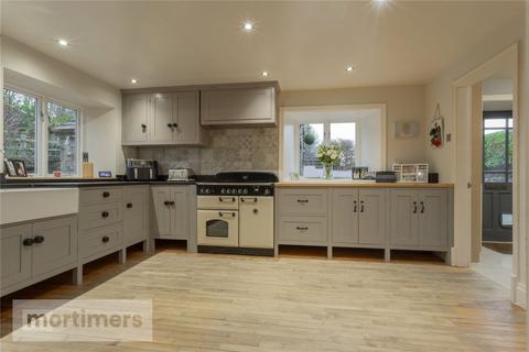 4 bedroom detached house for sale, Skipton Road, Gisburn, Clitheroe, Lancashire, BB7