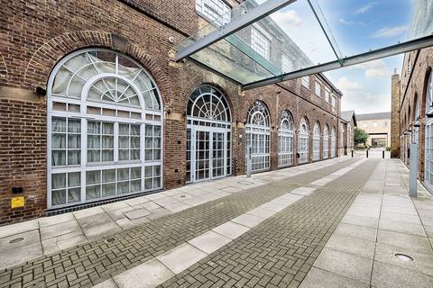 1 bedroom apartment for sale, Kidman Close, Romford, RM2