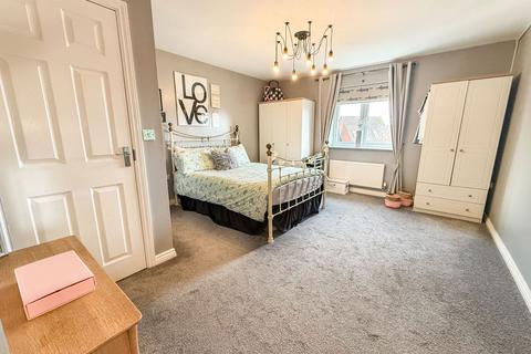 4 bedroom townhouse for sale, Aster Walk, Nuneaton CV10