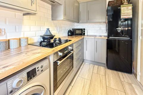 3 Aster Walk, Nuneaton, CV10 7SP