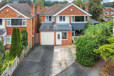 4 bedroom detached house for sale, Florence Close, Atherstone CV9