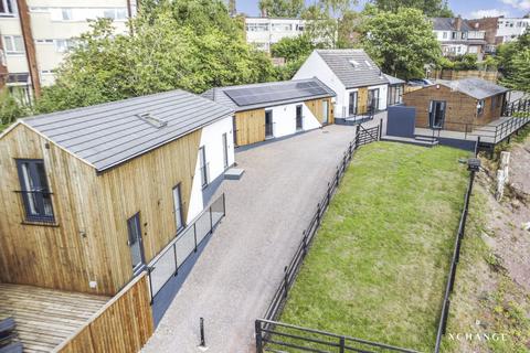 7 bedroom detached house for sale, Castle Road, Nuneaton CV10