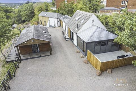 7 bedroom detached house for sale, Castle Road, Nuneaton CV10