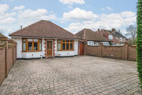 2 bedroom bungalow for sale, Boltons Lane, Pyrford, GU22