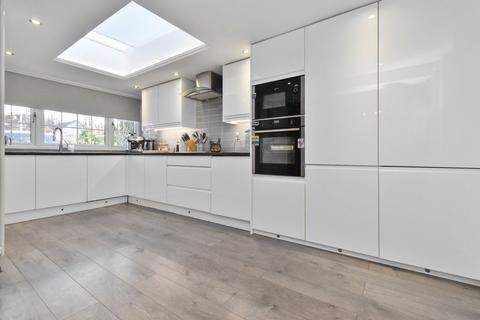 3 bedroom detached house for sale, Loxwood Close, Orpington BR5