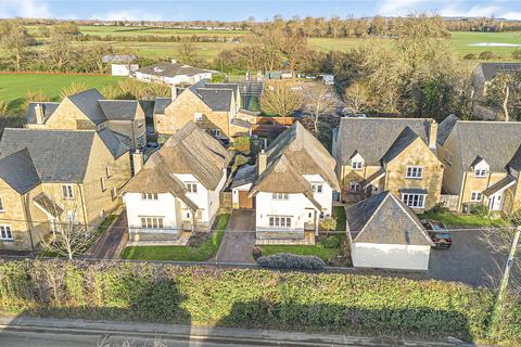 4 bedroom detached house for sale, Abingdon Road, Standlake, Witney, Oxfordshire, OX29