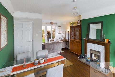 3 bedroom terraced house for sale, Somerdale Walk, Leeds, LS13