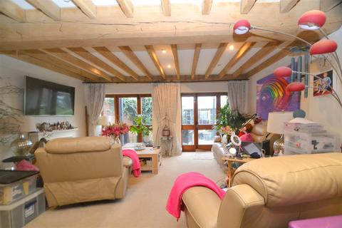 3 bedroom barn conversion for sale, Sherridge Road, Leigh Sinton, Malvern