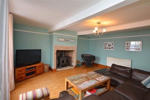 4 bedroom terraced house for sale, Kitson Hill Road, Mirfield, West Yorkshire, WF14