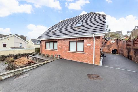 3 bedroom detached bungalow for sale, Heol-y-Mynydd, Merthyr Tydfil CF48