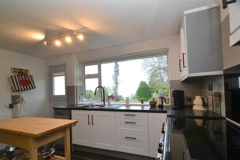 3 bedroom detached bungalow for sale, Ridgeway Cross, Cradley, Malvern