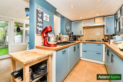 4 bedroom terraced house for sale, Summers Row, London N12