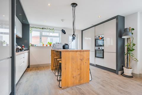 6 bedroom end of terrace house for sale, Raleigh Road, BRISTOL BS3