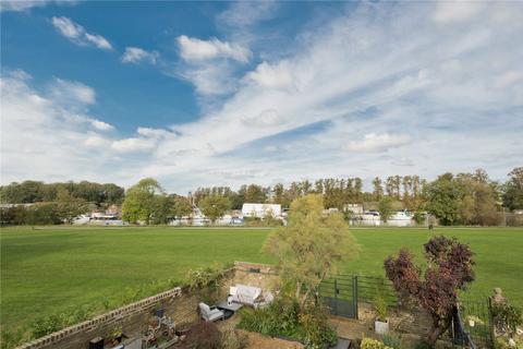 3 bedroom end of terrace house for sale, Buckingham Gardens, West Molesey, Surrey, KT8