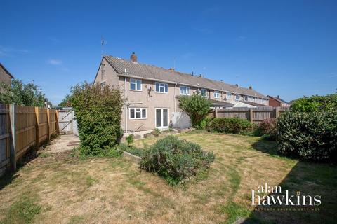 21 Argosy Road, Lyneham, Chippenham, SN15 4AP