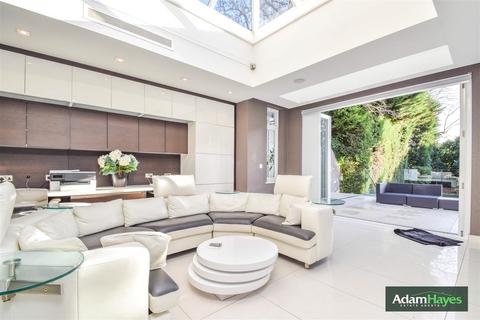 8 bedroom detached house for sale, The Bishops Avenue, London N2