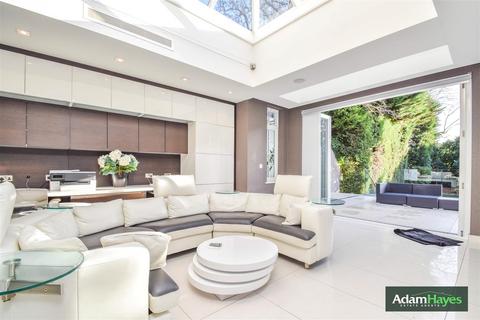 undefined, The Bishops Avenue, London N2