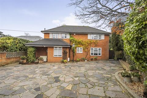 4 bedroom detached house for sale, Little Common, Stanmore HA7