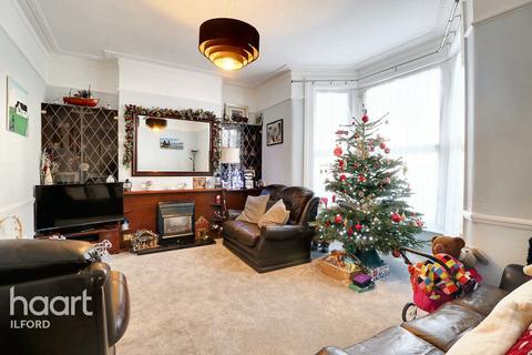 4 bedroom terraced house for sale, Sackville Gardens, Ilford