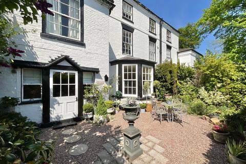 4 bedroom character property for sale, Stafford Street, Audlem, CW3