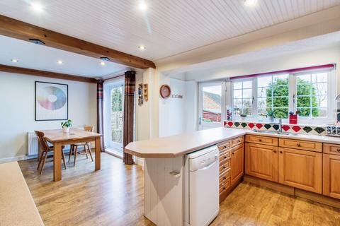 4 bedroom detached house for sale, Little Lane, Morley LS27