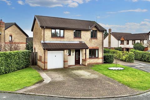 3 bedroom detached house for sale, Dovecote Close, Crewe, CW2