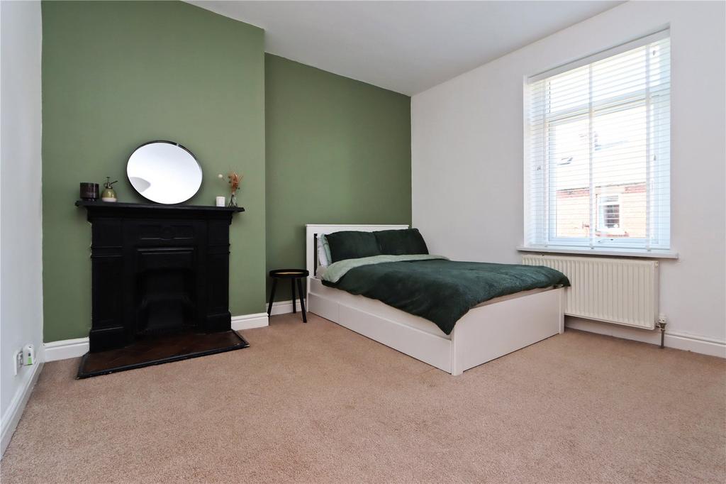 Bedroom One Pic 1