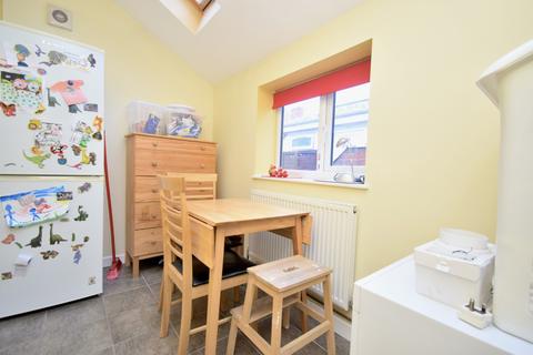 63 Bridge Road, Leicester, LE5 3LB