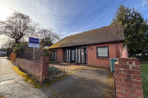 2 bedroom detached bungalow for sale, Rothafield Road, Oxford OX2