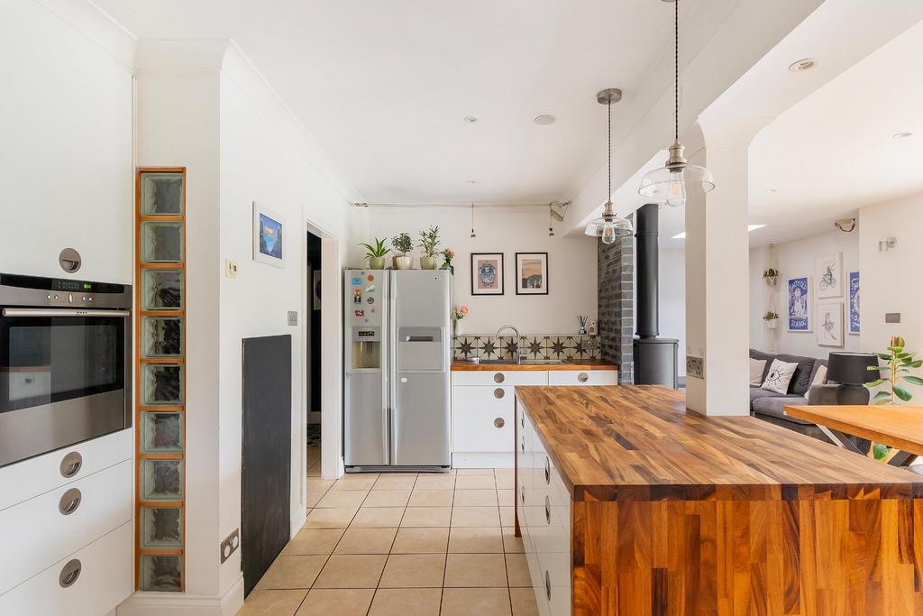 2 D6 CBH - Kitchen Diner I.jpg