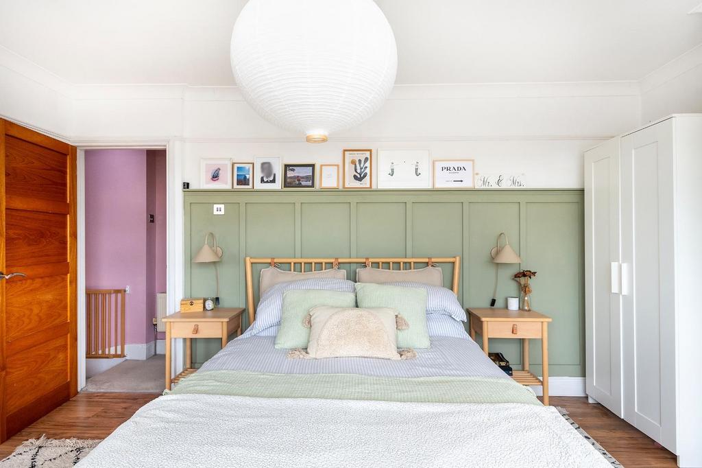 2 D6 CBH - Bedroom H.jpg