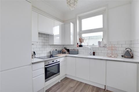15a Delacourt Road, London, SE3 8XA
