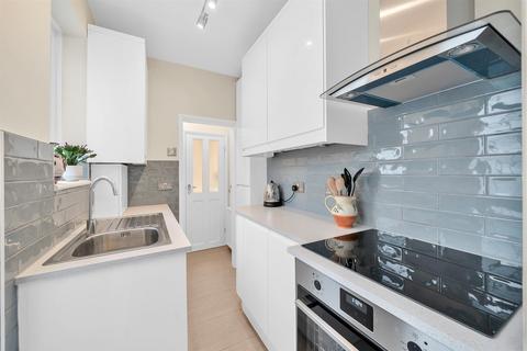 2 bedroom terraced house for sale, Plaistow Grove, Bromley, BR1