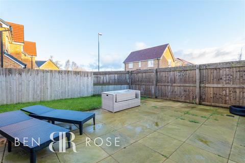 3 bedroom semi-detached house for sale, Swift Drive, Farington, Leyland