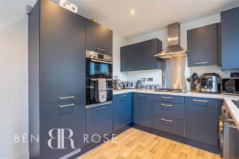 55 Swift Drive, Farington, Leyland, PR25 3DG