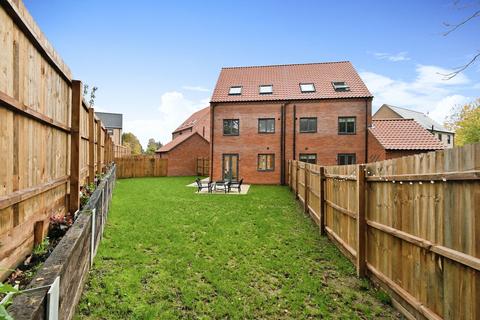 4 bedroom semi-detached house for sale, Kings Close, Diss IP21