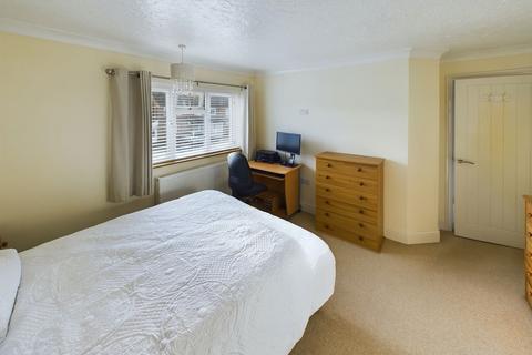 26 Merlin Road, Ipswich, IP2 0SJ
