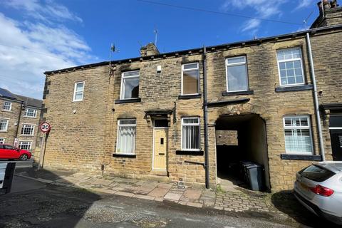 2 bedroom terraced house to rent, New Street, Idle, Bradford