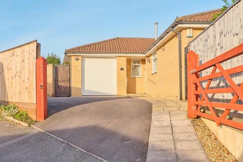 3 bedroom bungalow for sale, Avalon Lane, St George