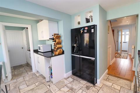 3 bedroom semi-detached house for sale, Greenways, Fleet GU52