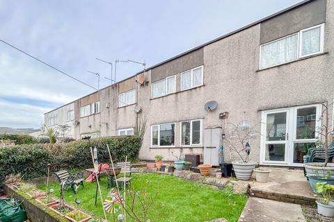 3 bedroom terraced house for sale, The Courtlands, Greenmeadow, NP44