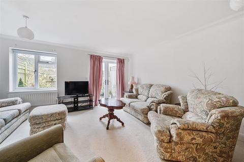 2 bedroom end of terrace house for sale, The Chantry, Headcorn, Ashford